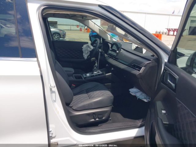2024 MITSUBISHI OUTLANDER JA4J4WA81RZ033253 Photo 4