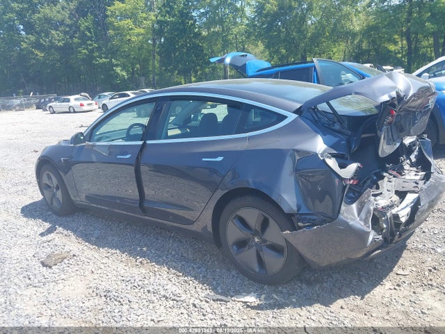 5YJ3E1EA1KF396191 Tesla 2019