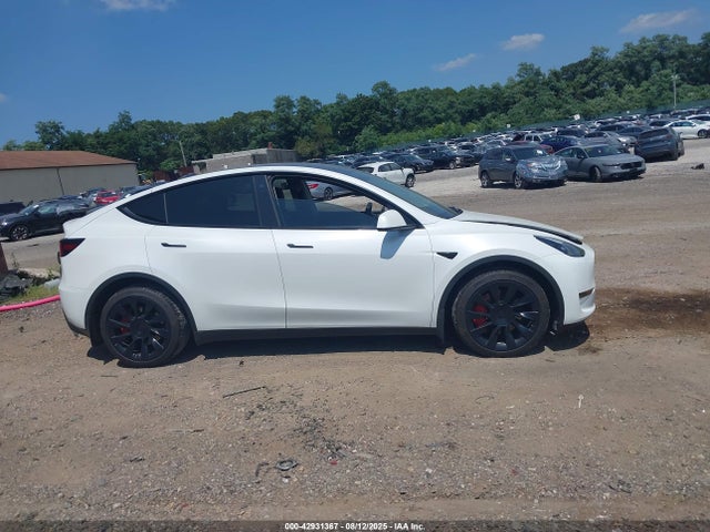 Tesla 2023 2023 7SAYGDEE3PF691680 Image 13