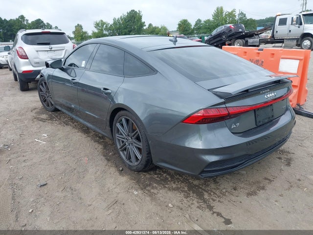 2019 AUDI A7 WAUU2AF29KN024293 Photo 2