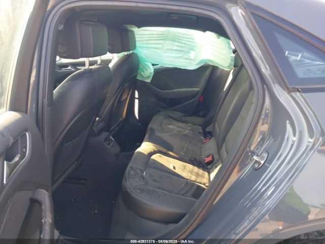 2019 AUDI A3 WAUAUGFF1KA095627 Photo 7