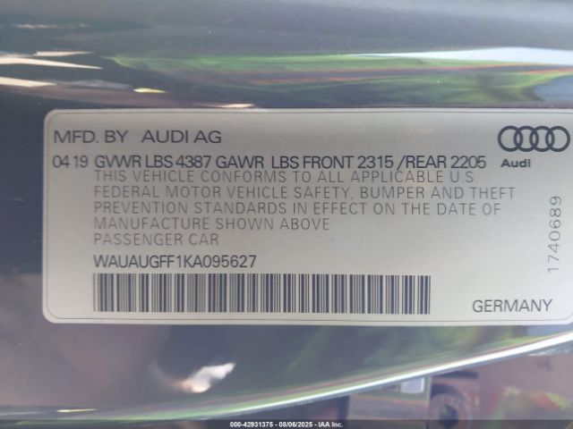 2019 AUDI A3 WAUAUGFF1KA095627 Photo 8