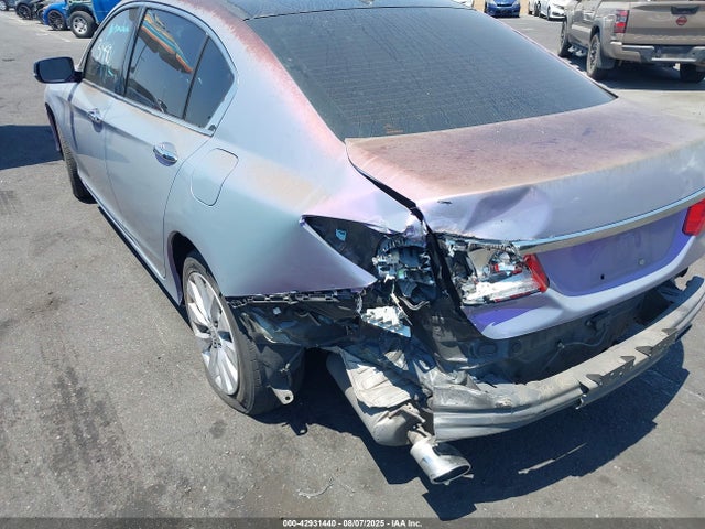 Honda j35y1 2015 1HGCR3F81FA030632 Image 3