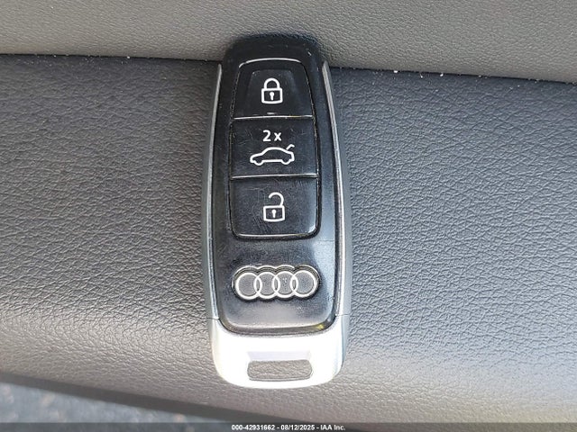 2020 AUDI Q8 WA1EVAF10LD020690 Photo 10