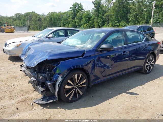 1N4BL4CW1MN357127 Nissan 2021