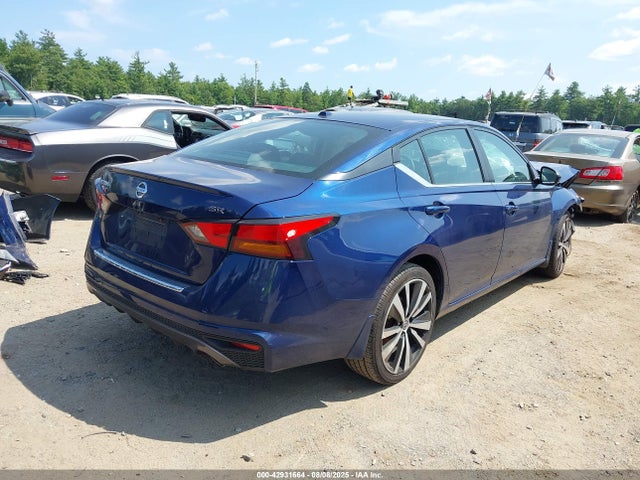 1N4BL4CW1MN357127 Nissan 2021