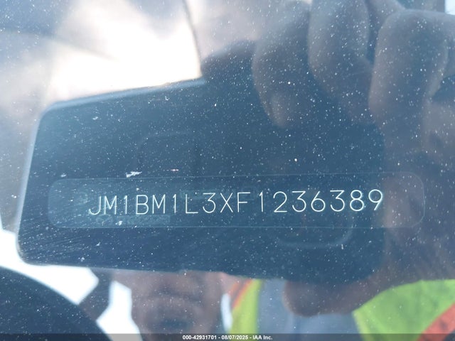 JM1BM1L3XF1236389 Mazda py