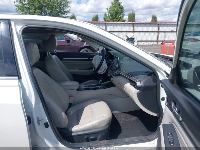 Nissan 2019 2019 1N4BL4EV5KC114661 Image 5
