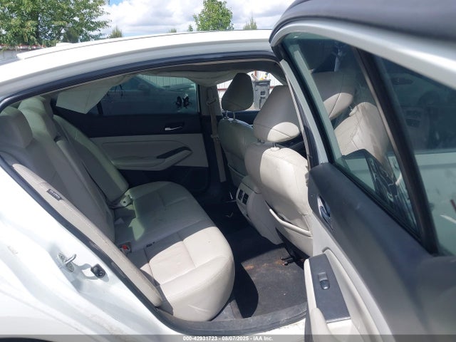 Nissan 2019 2019 1N4BL4EV5KC114661 Image 8