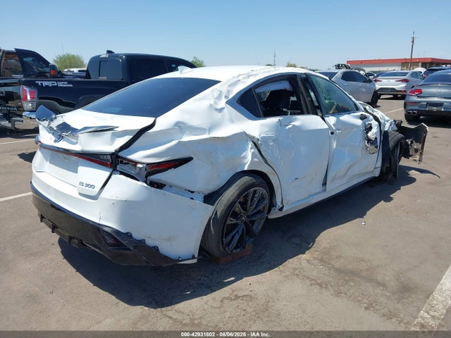 JTHBA1D22R5130917 Lexus 8ar-fts