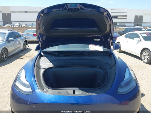 7SAYGAEE8PF935001 Tesla Model Y