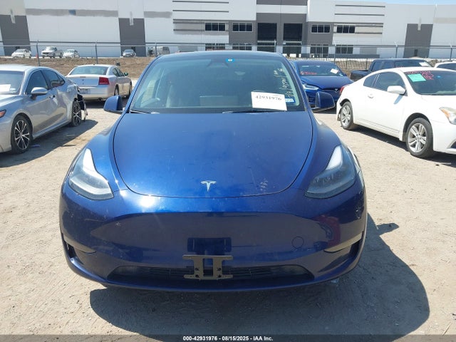7SAYGAEE8PF935001 Tesla Model Y