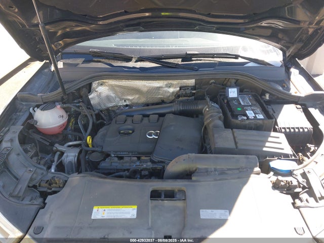 2016 AUDI Q3 WA1GFCFS2GR023769 Photo 9