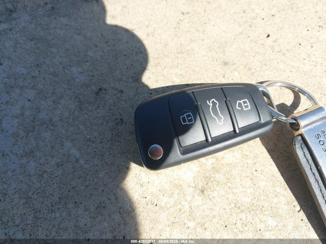 2016 AUDI Q3 WA1GFCFS2GR023769 Photo 10