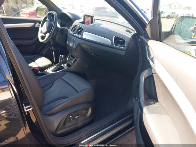 2016 AUDI Q3 WA1GFCFS2GR023769 Photo 4