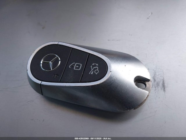 W1KAF4GB2PR135736 Mercedes-Benz m254