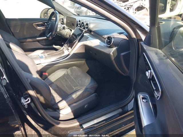 W1KAF4GB2PR135736 Mercedes-Benz m254