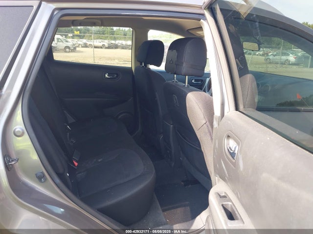 JN8AS5MV6FW758601 Nissan Rogue