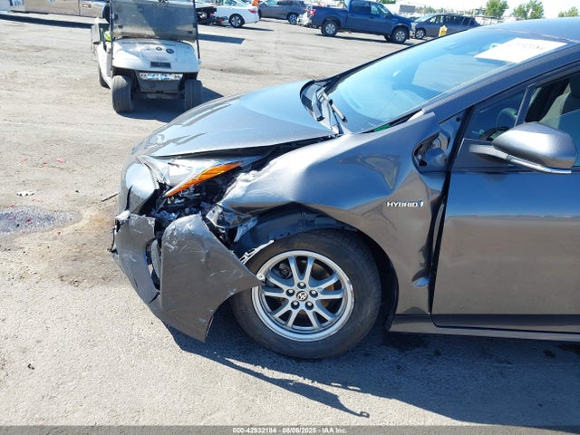 JTDKBRFU9H3040072 Toyota 2zr-fxe,1nm