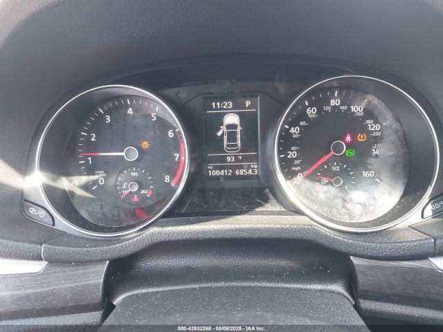 1VWBT7A37GC053186 Volkswagen 2016