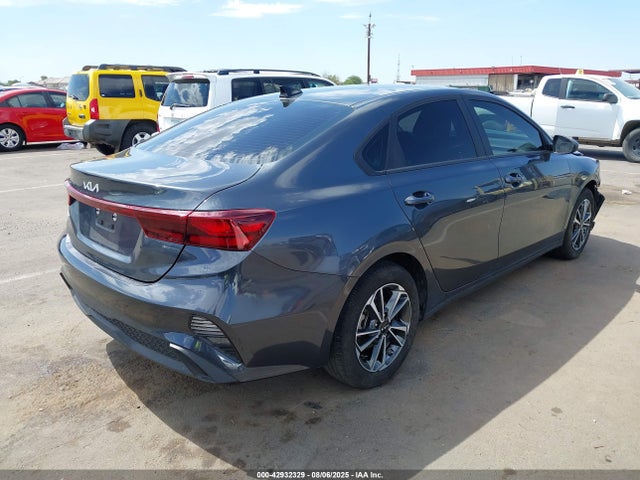 KIA Forte Lxs 2024 3KPF24AD7RE731185 Image 4