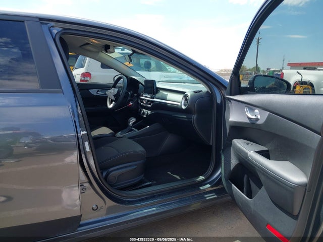 KIA Forte Lxs 2024 3KPF24AD7RE731185 Image 5