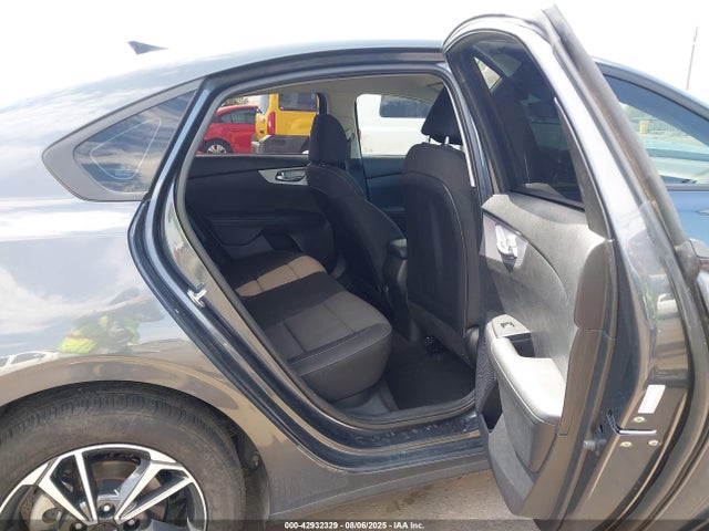 KIA Forte Lxs 2024 3KPF24AD7RE731185 Image 8