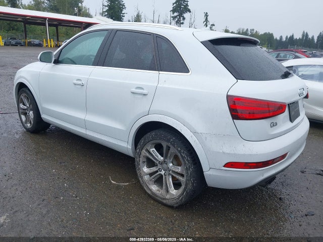 2015 AUDI Q3 WA1GFCFS3FR011421 Photo 2