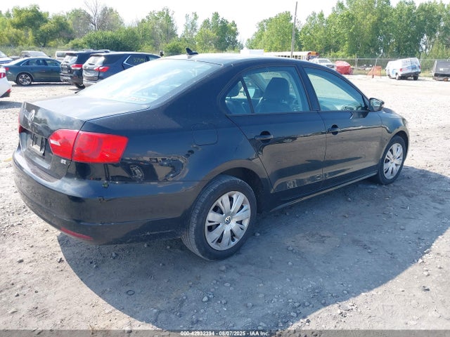 3VWD07AJXEM329422 Volkswagen 2014