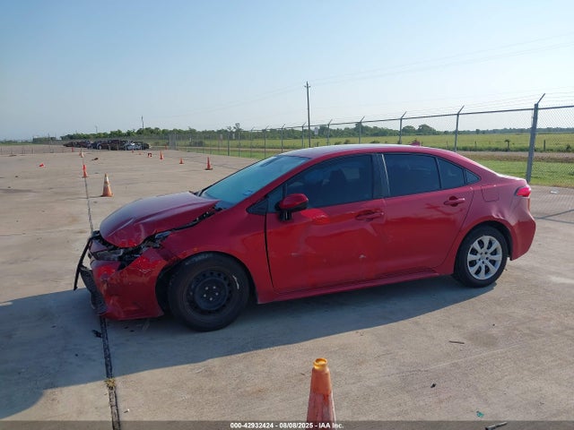 Toyota COROLLA LE 2020 5YFEPRAE3LP025503 Image 2