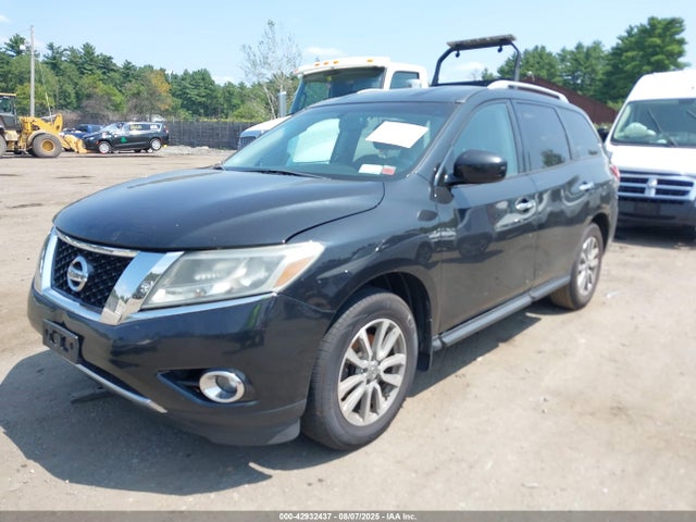 Nissan 2016 2016 5N1AR2MM2GC630366 Image 2