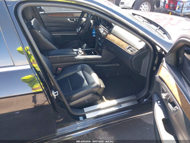 WDDHF5KB3GB196775 Mercedes-Benz 2016