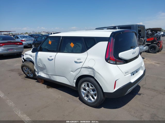 KIA SOUL LX 2025 KNDJ23AUXS7949261 Image 3