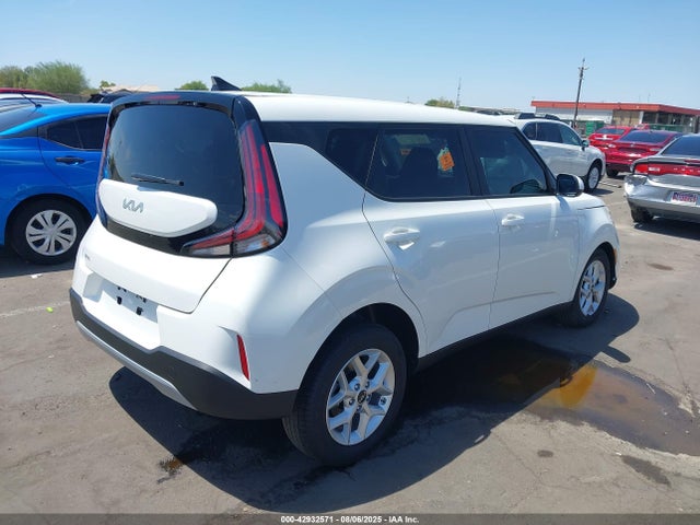 2025 Kia Soul Lx მანქანა იყიდება აუქციონზე, vin: KNDJ23AUXS7949261, აუქციონის ნომერი: 42932571