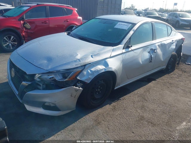 Nissan 2020 2020 1N4BL4BV2LC217963 Image 2