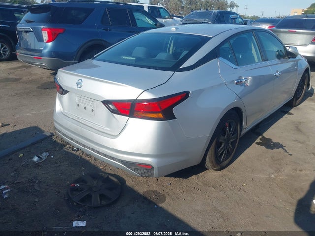 Nissan 2020 2020 1N4BL4BV2LC217963 Image 4