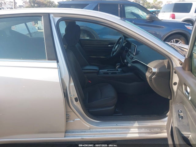 Nissan 2020 2020 1N4BL4BV2LC217963 Image 5