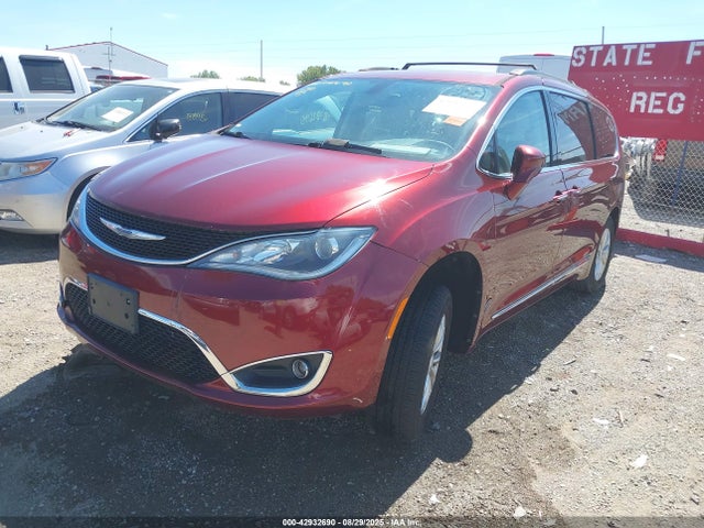 2017 Chrysler Pacifica Touring-l მანქანა იყიდება აუქციონზე, vin: 2C4RC1BG8HR534153, აუქციონის ნომერი: 42932690