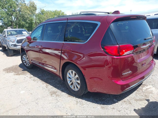 2017 Chrysler Pacifica Touring-l მანქანა იყიდება აუქციონზე, vin: 2C4RC1BG8HR534153, აუქციონის ნომერი: 42932690