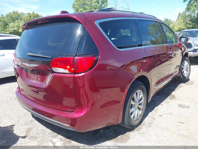 2017 Chrysler Pacifica Touring-l მანქანა იყიდება აუქციონზე, vin: 2C4RC1BG8HR534153, აუქციონის ნომერი: 42932690