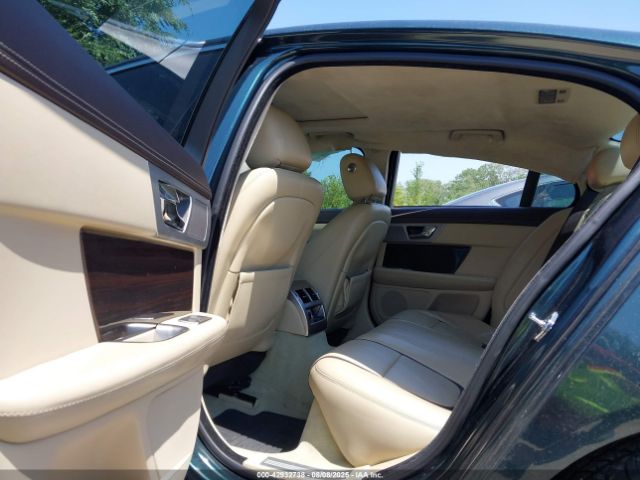 2013 JAGUAR XF SAJWA0E73D8S68546 Photo 7