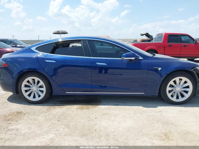 5YJSA1E10HF215517 Tesla MODEL S