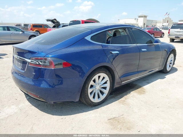 5YJSA1E10HF215517 Tesla MODEL S