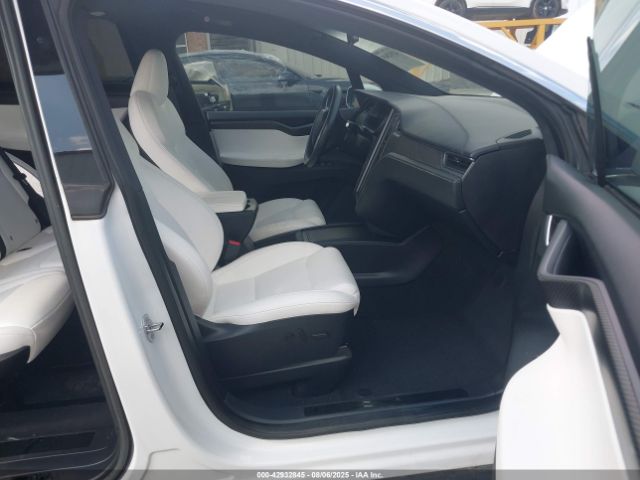 2021 TESLA MODEL X 5YJXCAE48MF324831 Photo 4