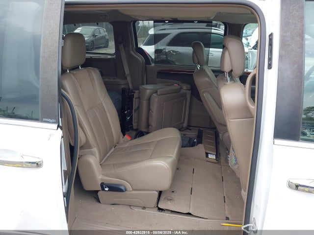 Chrysler 2014 2014 2C4RC1GG3ER195337 Image 8