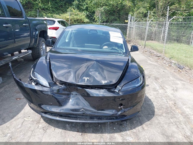 5YJ3E1EA7SF967182 Tesla 2025