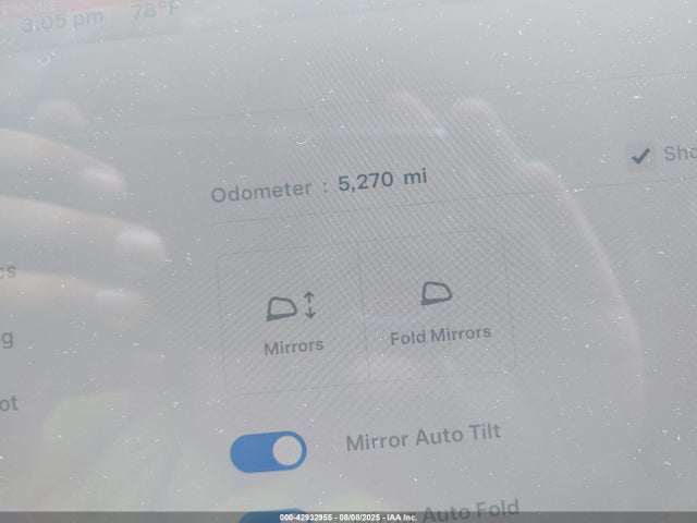 5YJ3E1EA7SF967182 Tesla 2025