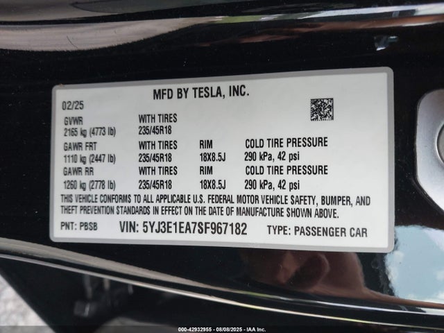 5YJ3E1EA7SF967182 Tesla 2025