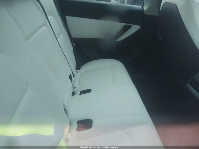 2021 TESLA MODEL Y 5YJYGDEF5MF303401 Photo 7