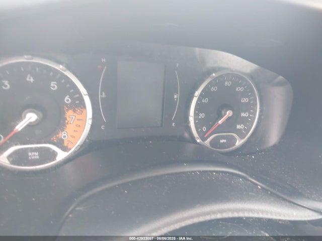 ZACCJBBT9FPB76237 Jeep 2015